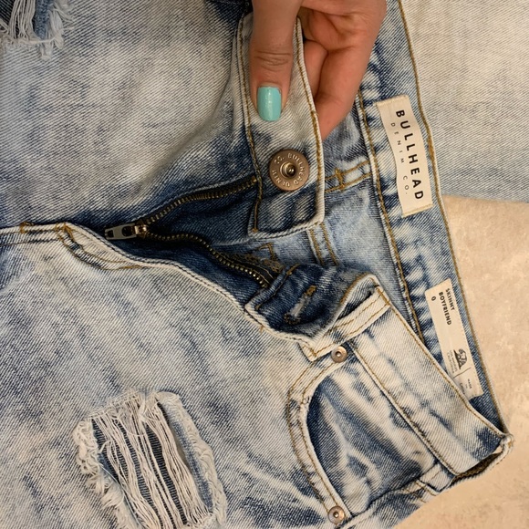 Pacsun Bullhead Acid-Wash Jeans - Picture 3 of 8
